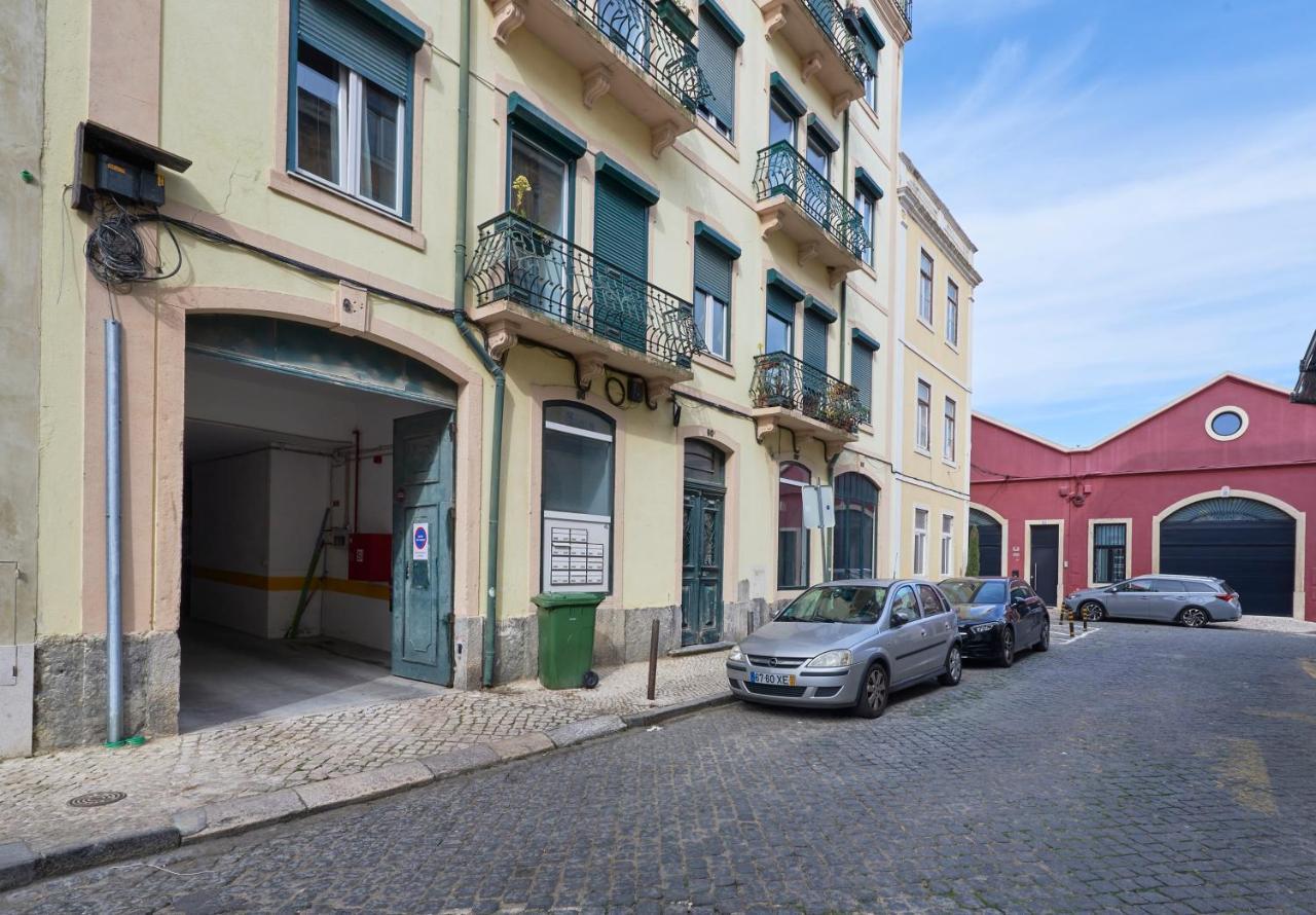 Bright Apt W Balcony, Ac, Parking, By Timecooler Lisboa Exteriör bild