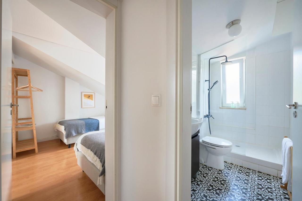 Bright Apt W Balcony, Ac, Parking, By Timecooler Lisboa Exteriör bild
