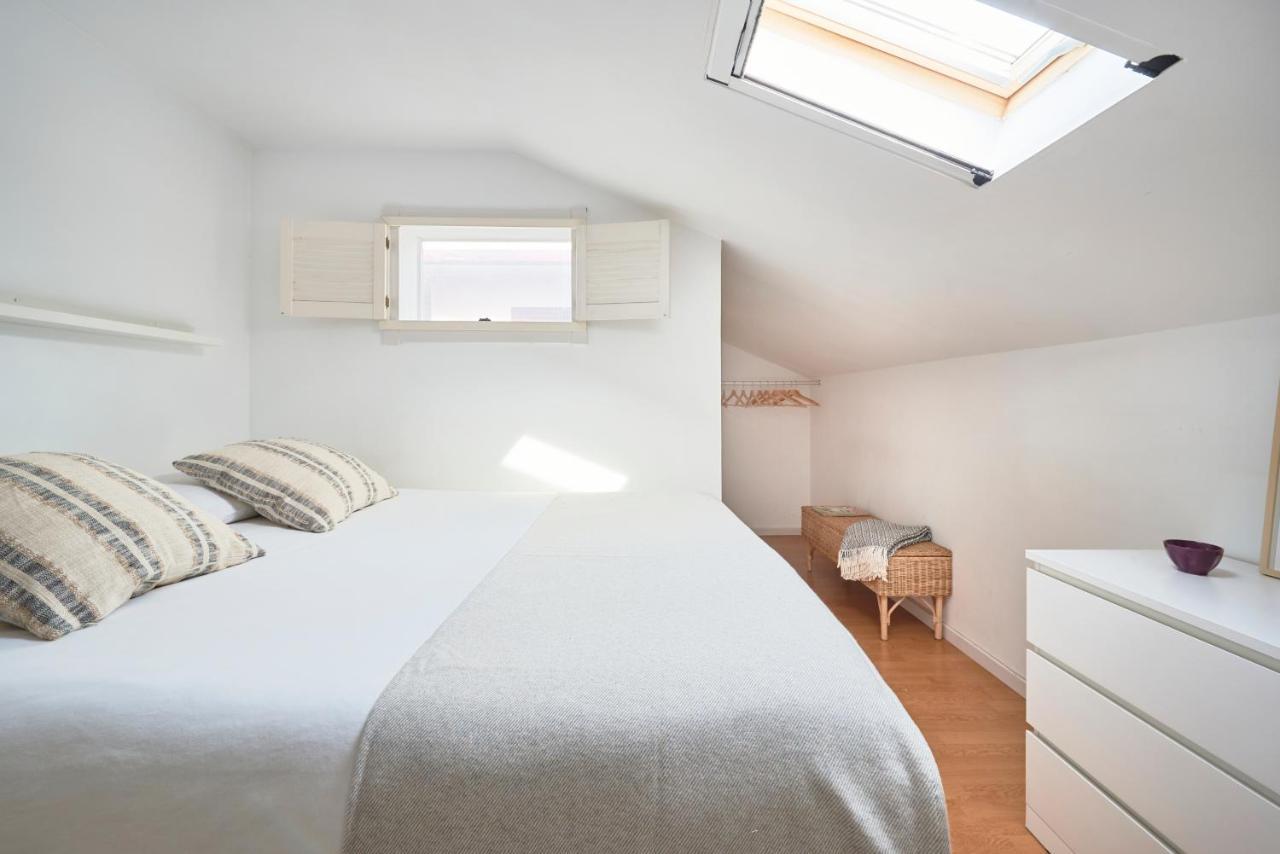 Bright Apt W Balcony, Ac, Parking, By Timecooler Lisboa Exteriör bild